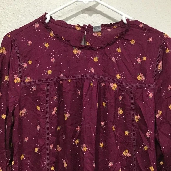 Old Navy Floral Boho Peasant Blouse L Ruffle Neck Bell Sleeves Ladder Lace Top - Picture 2 of 6